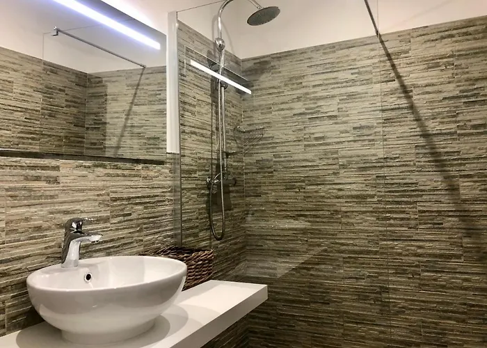 Dimora Cavalieri 3*